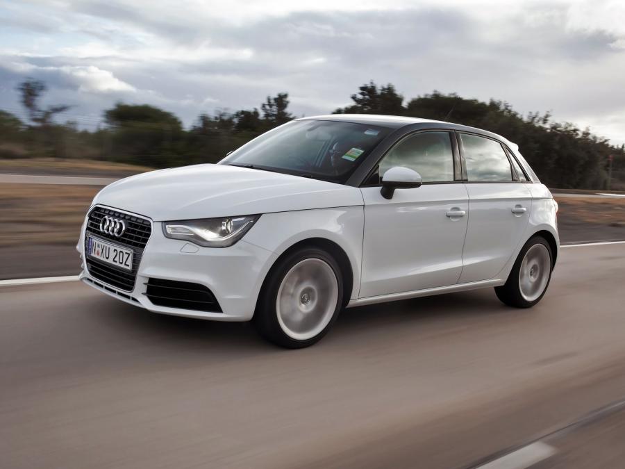  Audi A1 Sportback TFSI (8X) 2012 года  (AU) (фото 4 из 18)